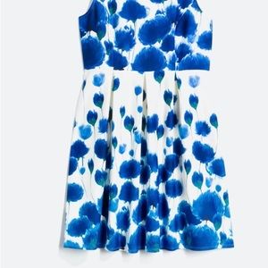 Beautiful floral dress.